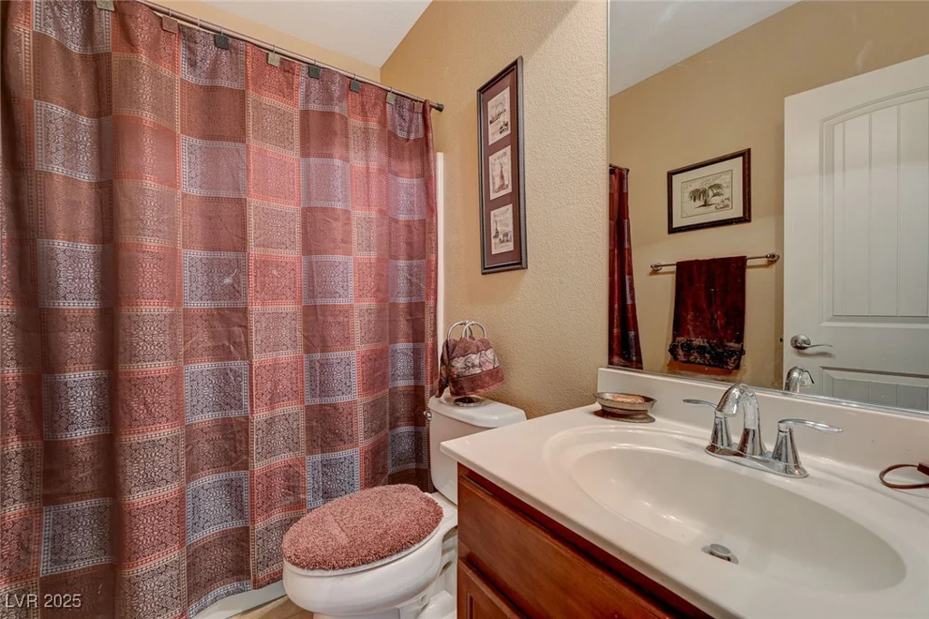 7815 Red Rock Ridge, Las Vegas, NV 89179