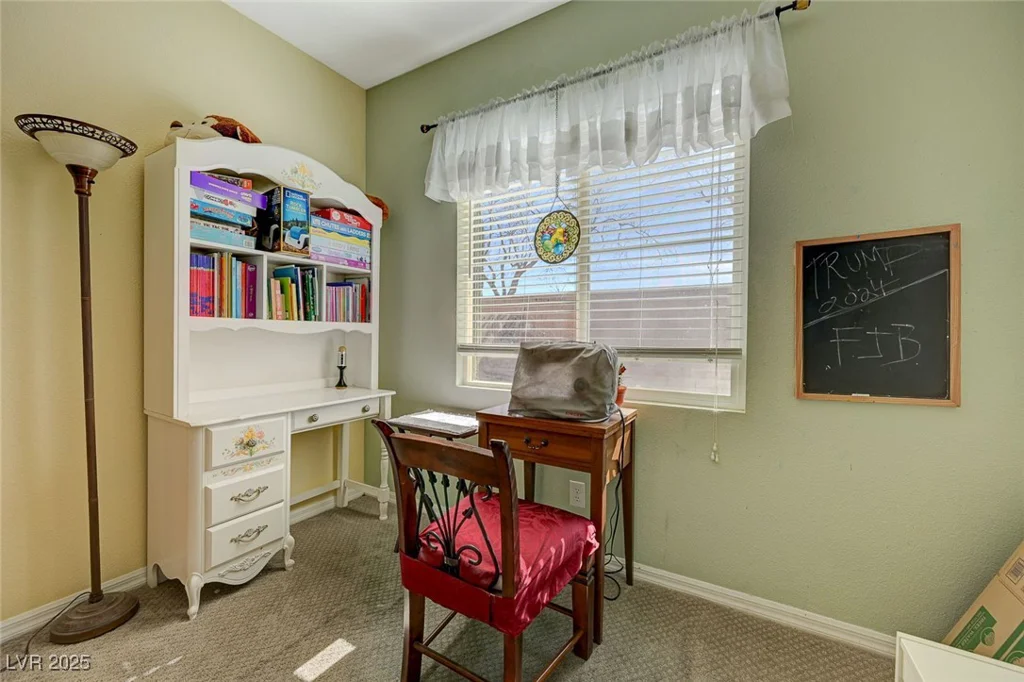7815 Red Rock Ridge, Las Vegas, NV 89179