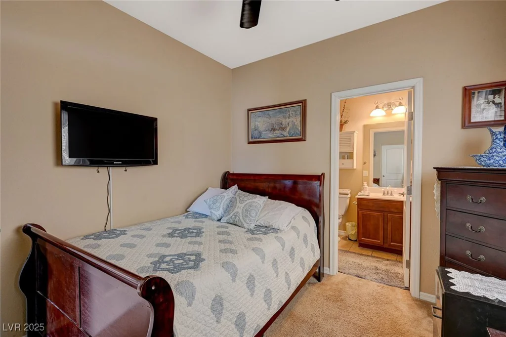 7815 Red Rock Ridge, Las Vegas, NV 89179