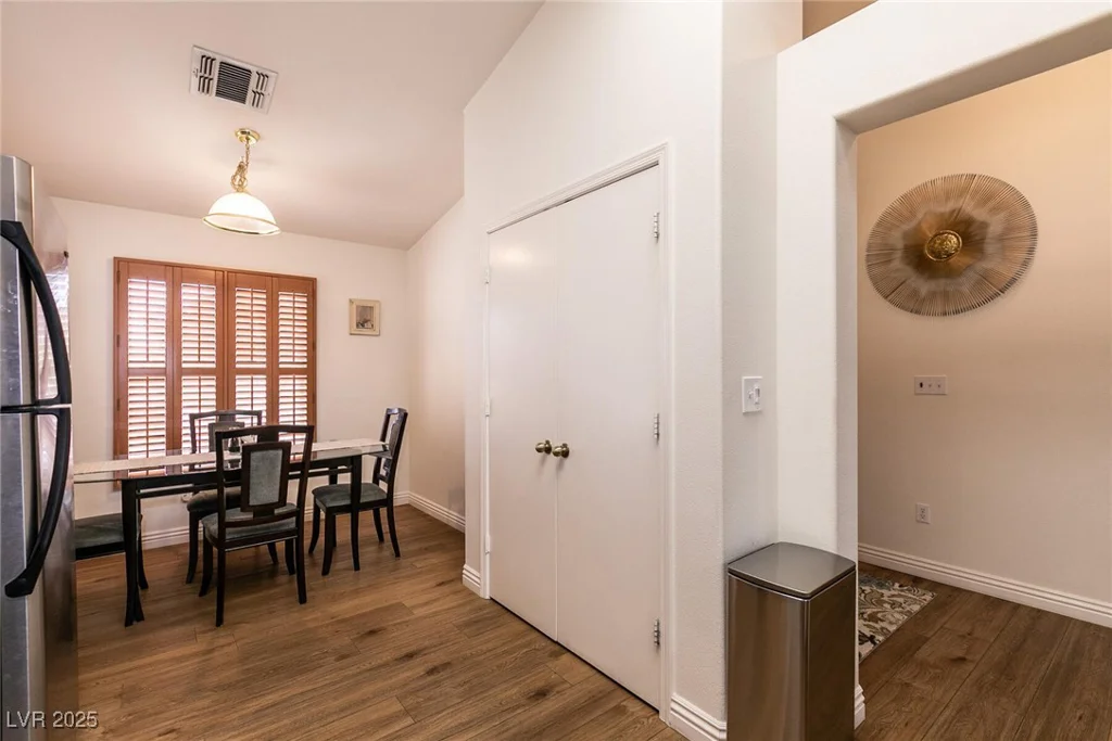 425 Golden State, Henderson, NV 89012