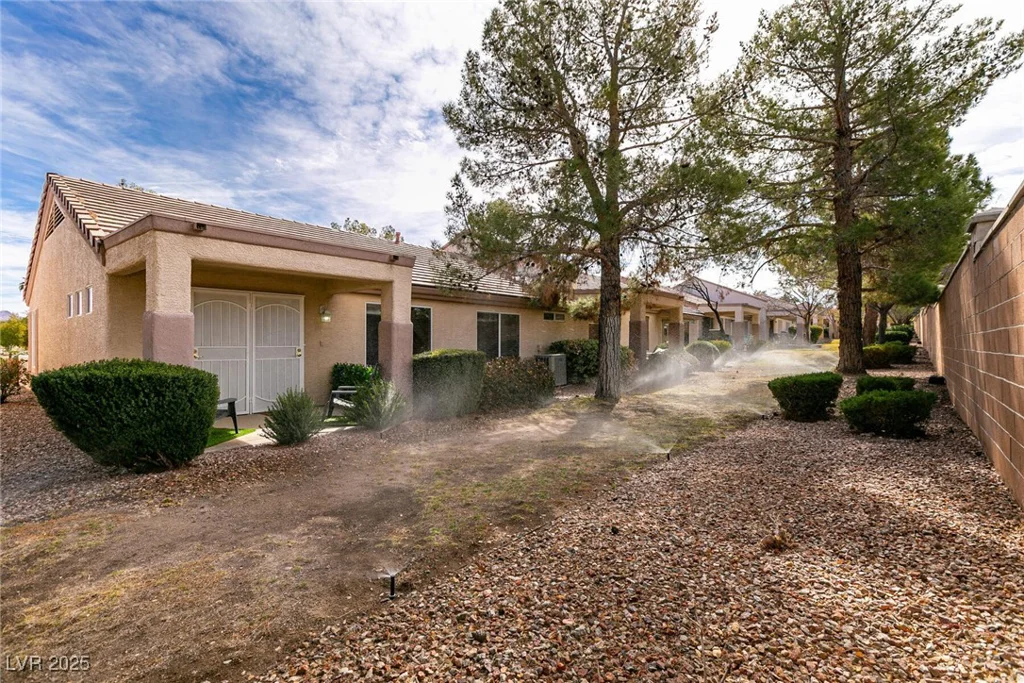 425 Golden State, Henderson, NV 89012