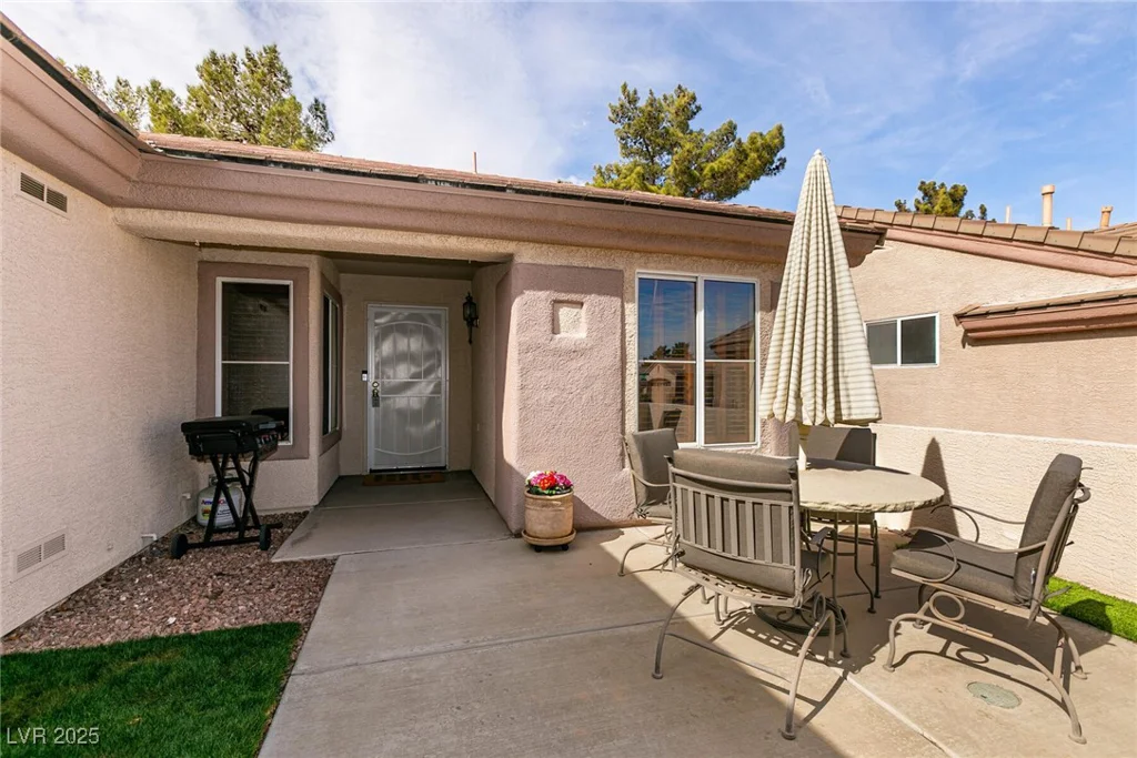 425 Golden State, Henderson, NV 89012