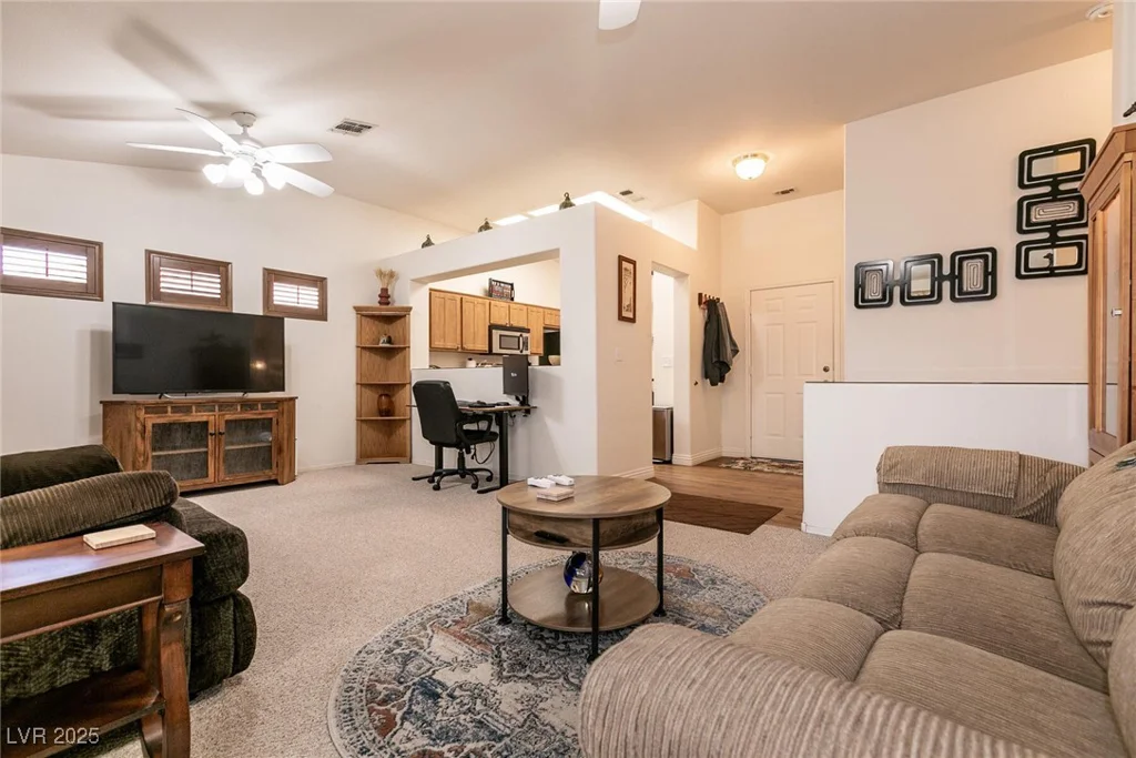 425 Golden State, Henderson, NV 89012
