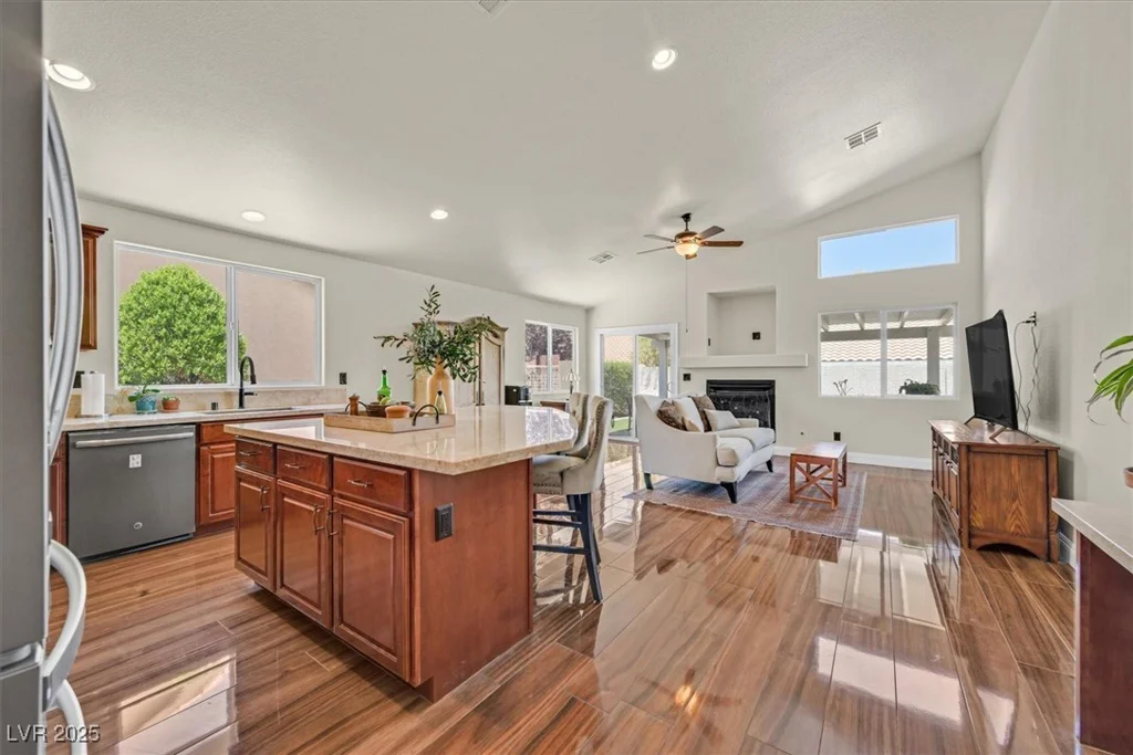 688 Quiet Stream, Henderson, NV 89052
