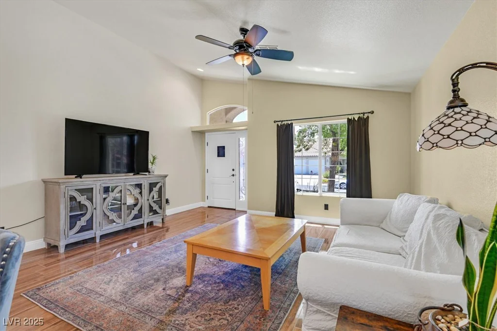688 Quiet Stream, Henderson, NV 89052