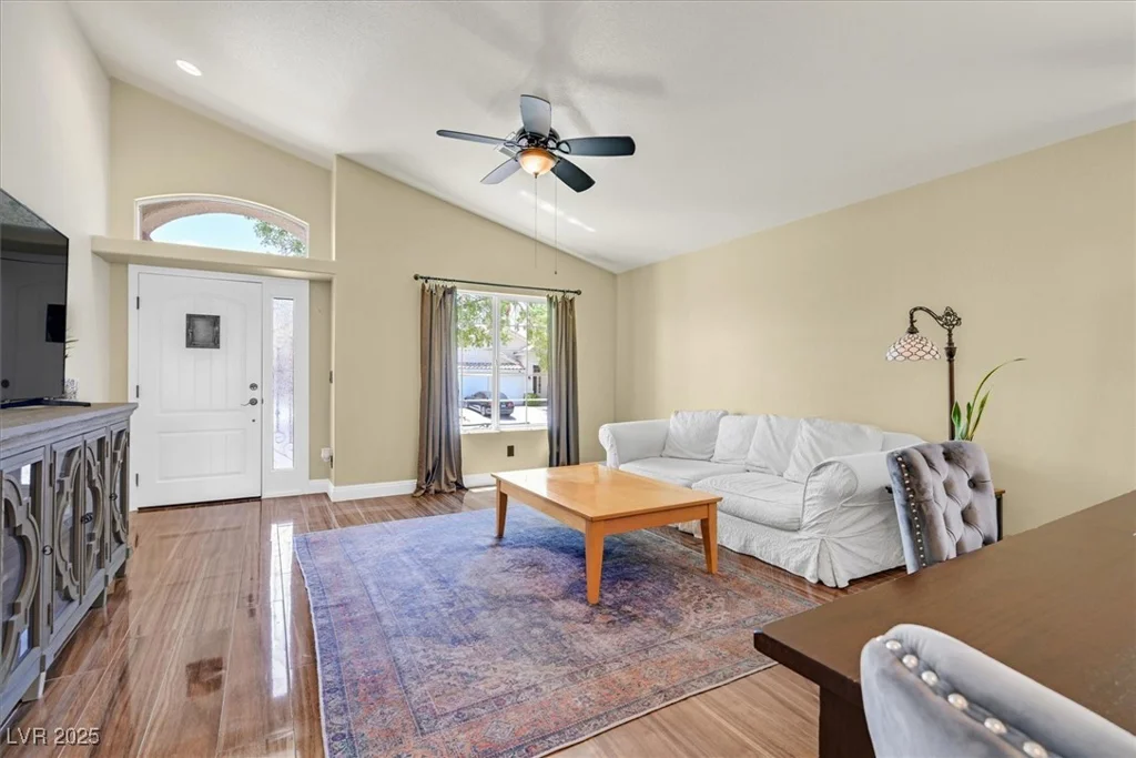 688 Quiet Stream, Henderson, NV 89052
