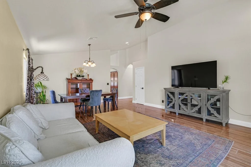 688 Quiet Stream, Henderson, NV 89052