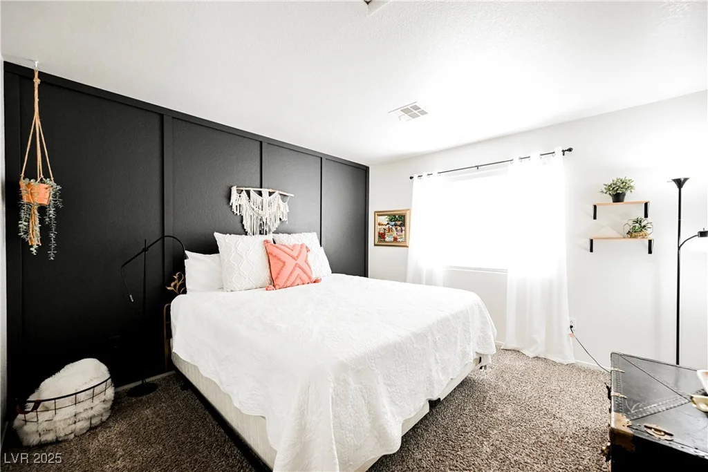 841 Glitter Glen, Las Vegas, NV 89123