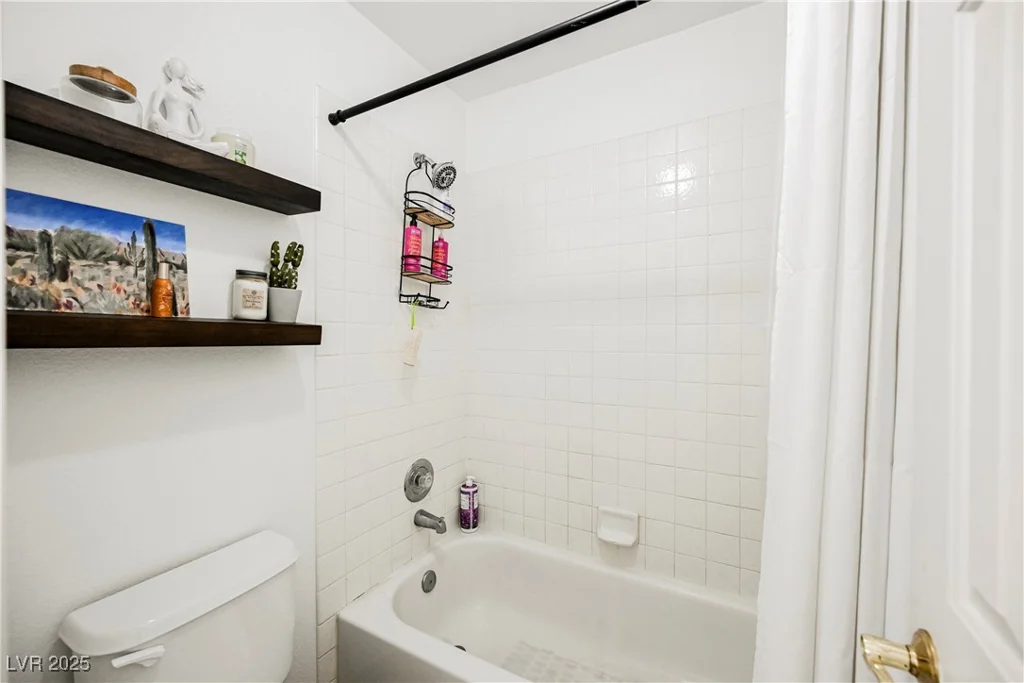 841 Glitter Glen, Las Vegas, NV 89123