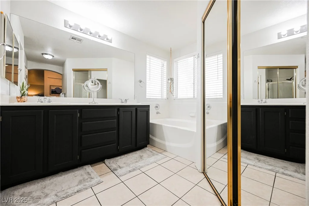 841 Glitter Glen, Las Vegas, NV 89123