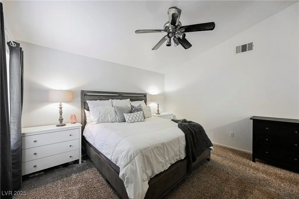 841 Glitter Glen, Las Vegas, NV 89123