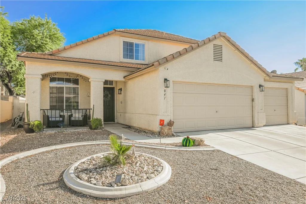 841 Glitter Glen, Las Vegas, NV 89123