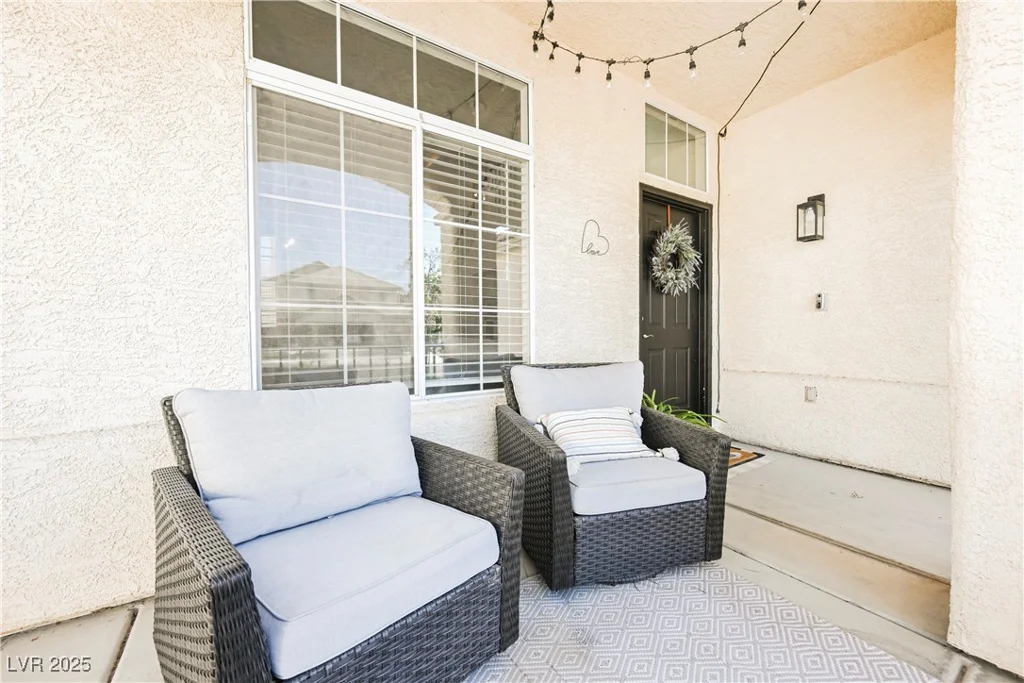 841 Glitter Glen, Las Vegas, NV 89123