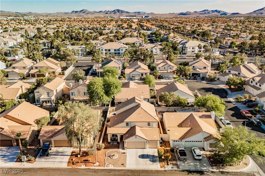 841 Glitter Glen, Las Vegas, NV 89123