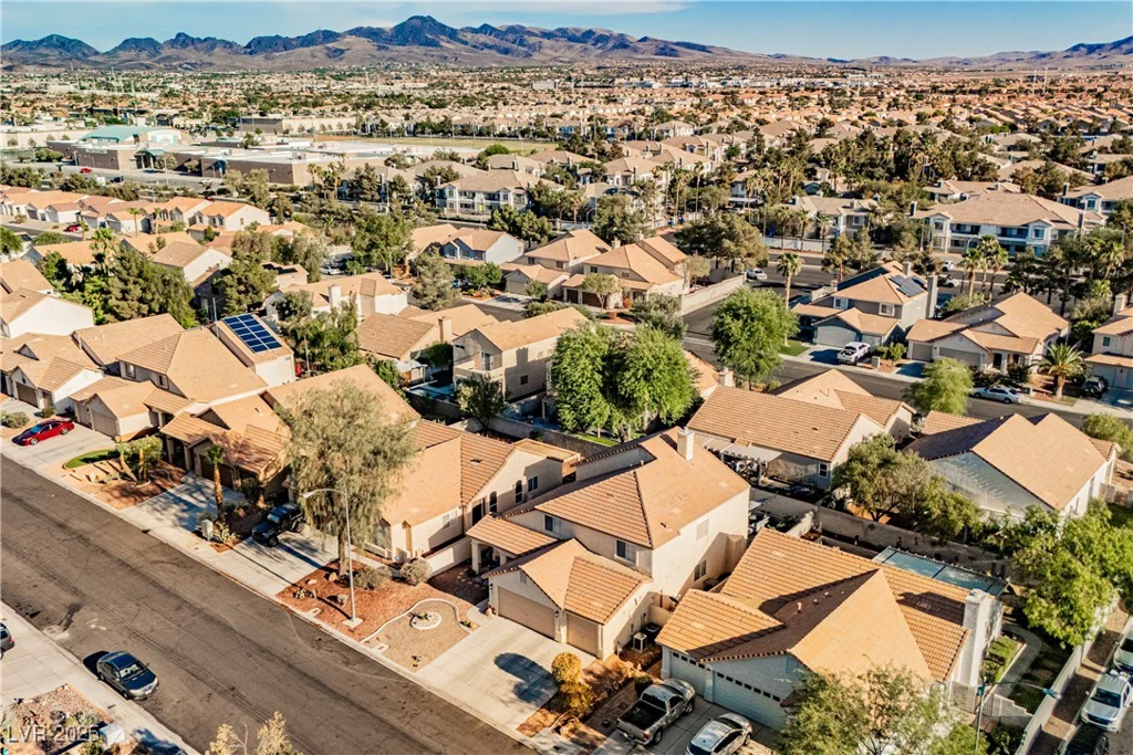 841 Glitter Glen, Las Vegas, NV 89123