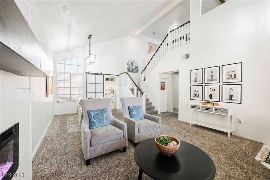 841 Glitter Glen, Las Vegas, NV 89123