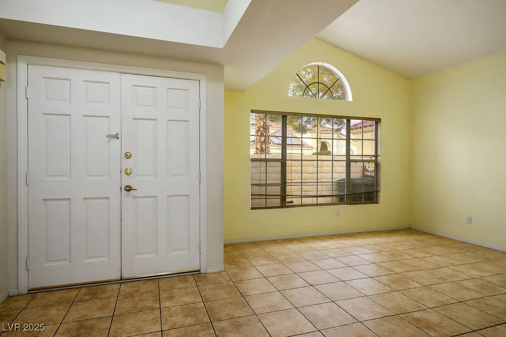 726 Sea Pines, Las Vegas, NV 89107
