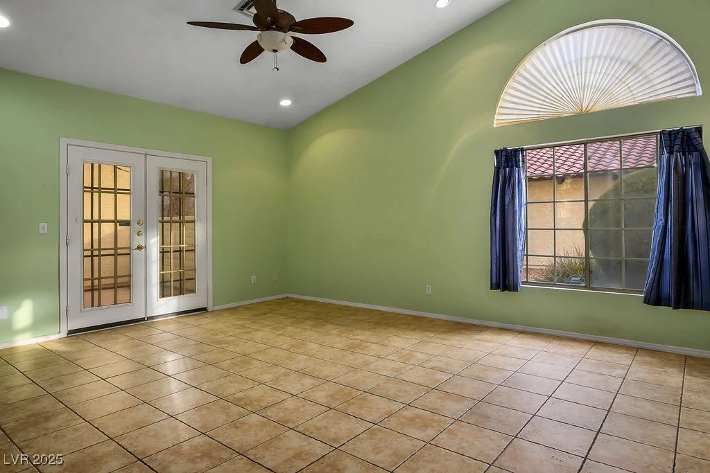 726 Sea Pines, Las Vegas, NV 89107