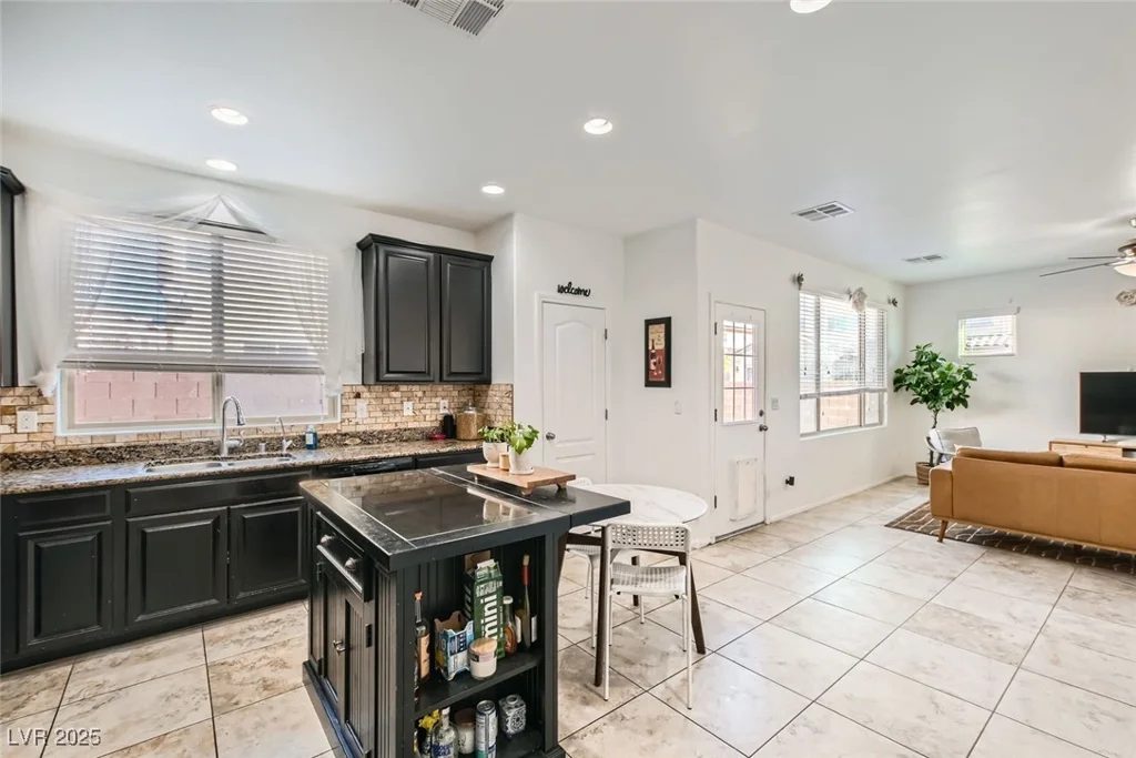10448 Juniper Brush, Las Vegas, NV 89166