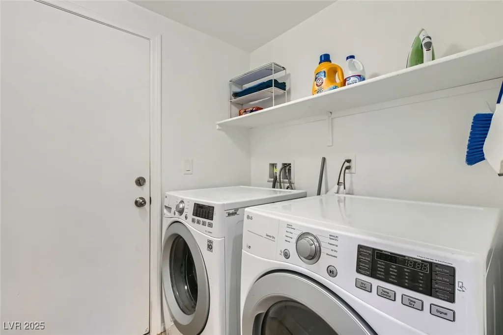 10448 Juniper Brush, Las Vegas, NV 89166