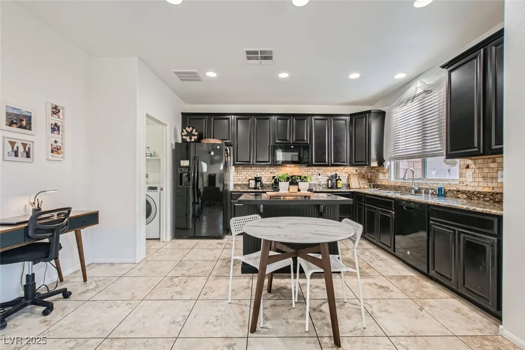 10448 Juniper Brush, Las Vegas, NV 89166