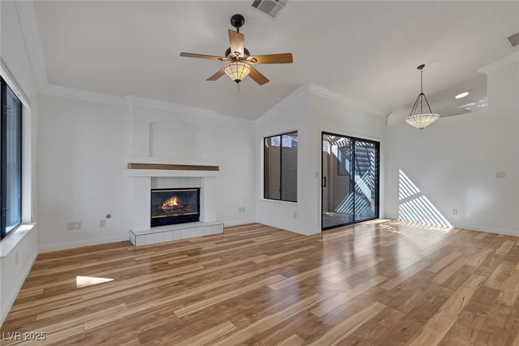 5232 Crooked River, Las Vegas, NV 89149