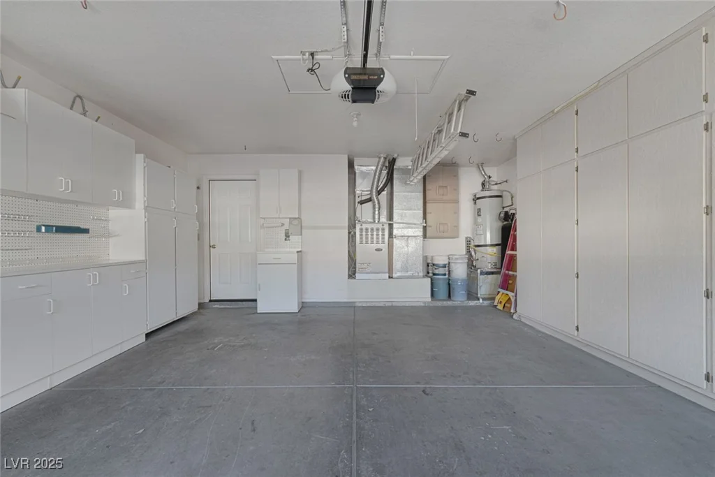 5232 Crooked River, Las Vegas, NV 89149