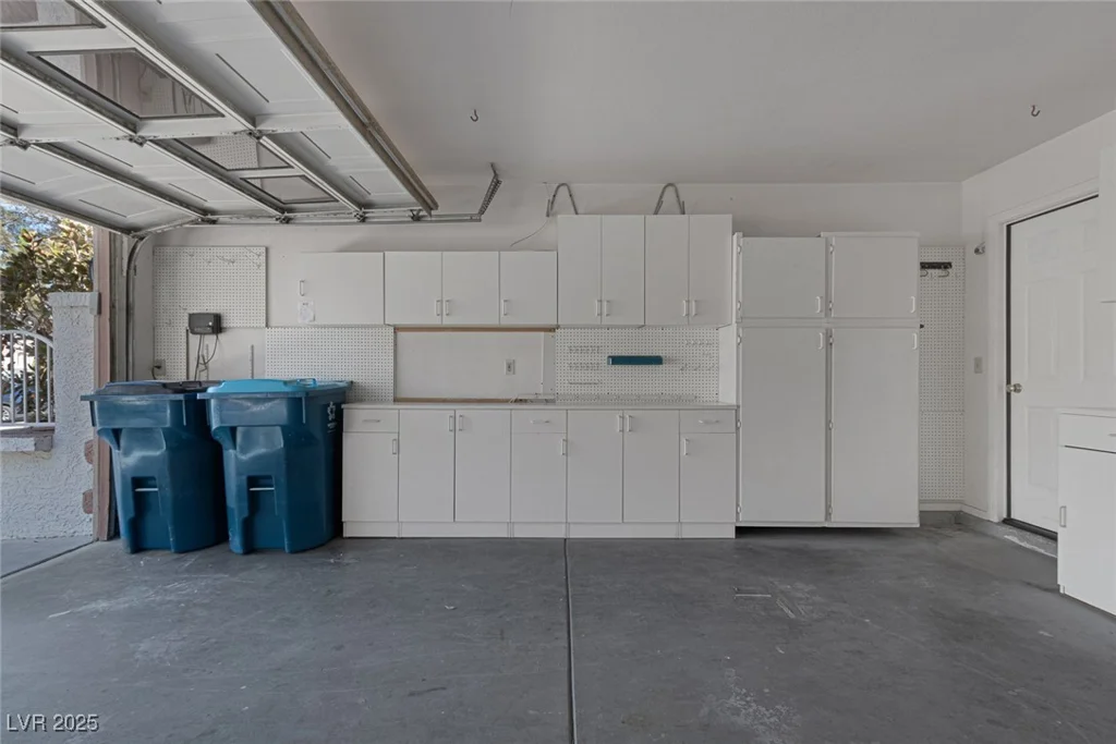 5232 Crooked River, Las Vegas, NV 89149