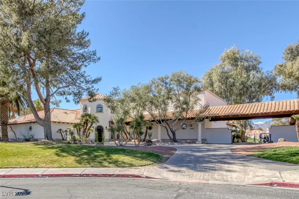 5232 Crooked River, Las Vegas, NV 89149