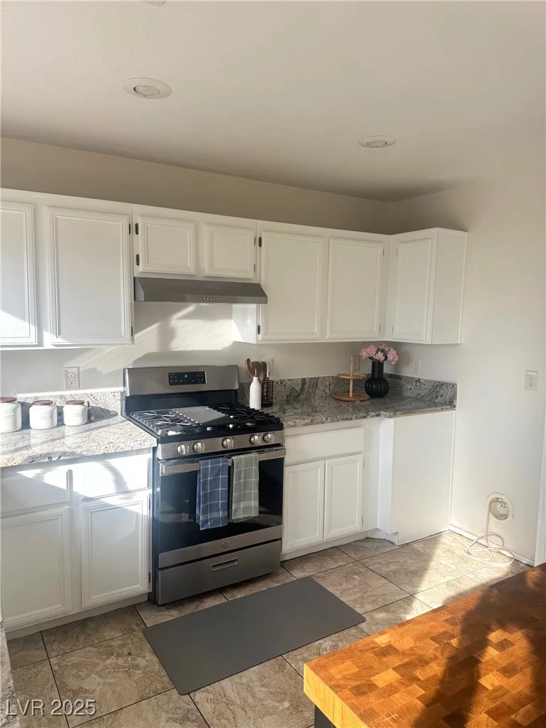 11057 Desert Dove, Las Vegas, NV 89144
