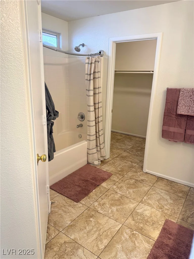 11057 Desert Dove, Las Vegas, NV 89144
