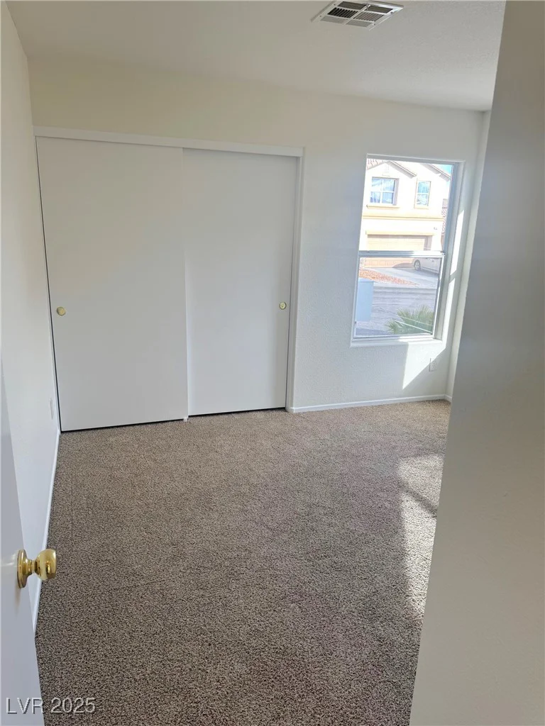 11057 Desert Dove, Las Vegas, NV 89144