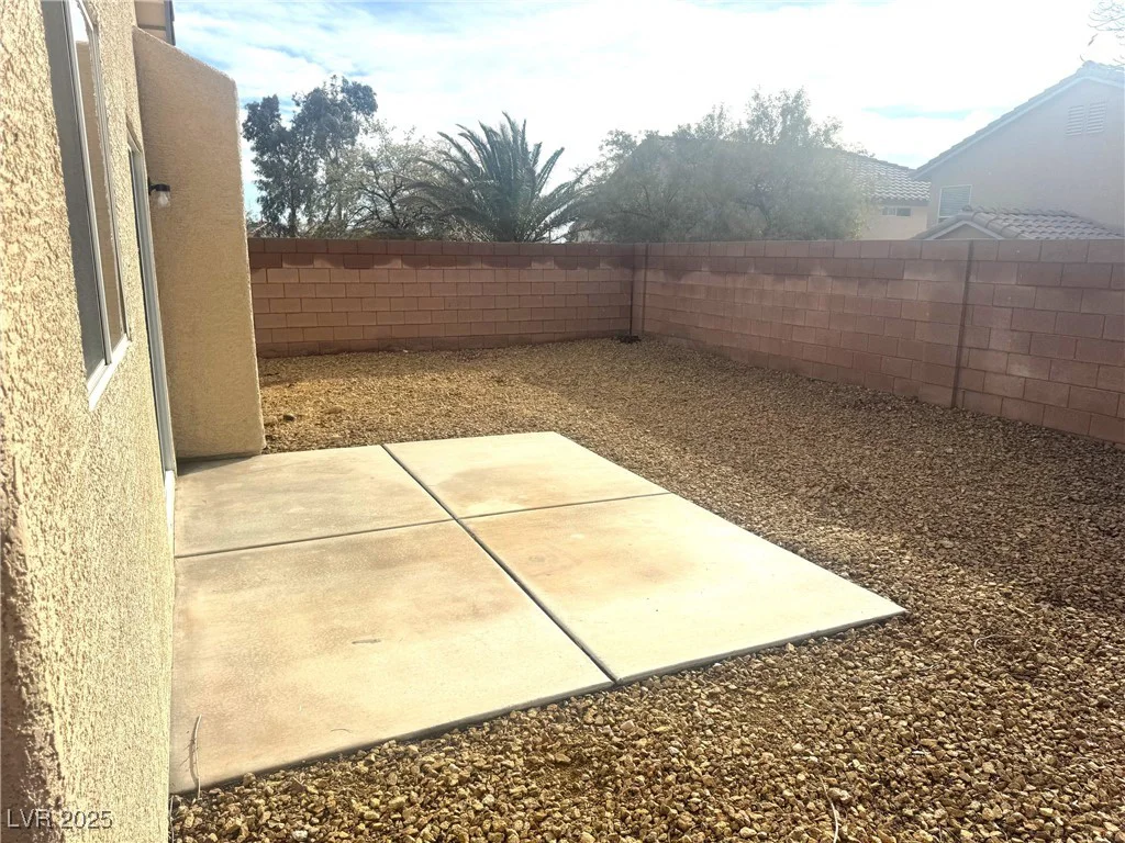 11057 Desert Dove, Las Vegas, NV 89144