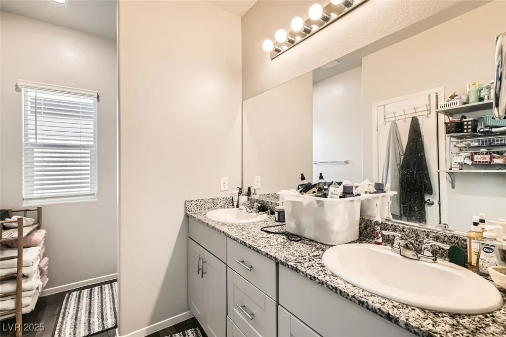 4710 Ridgeley, North Las Vegas, NV 89084