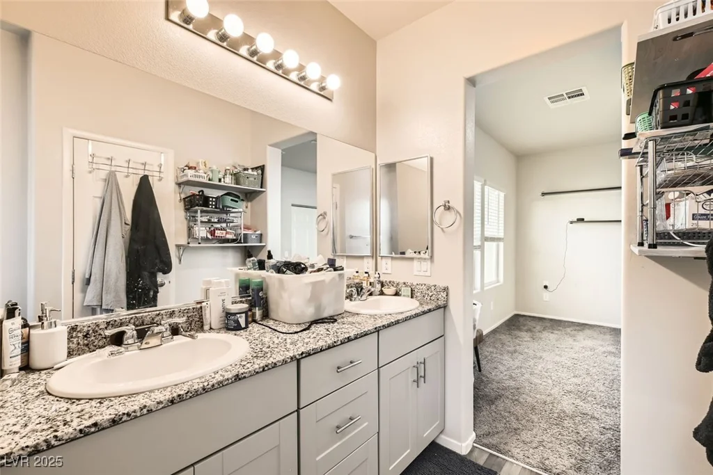 4710 Ridgeley, North Las Vegas, NV 89084