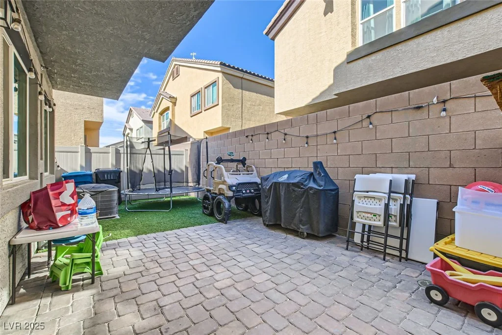 4710 Ridgeley, North Las Vegas, NV 89084
