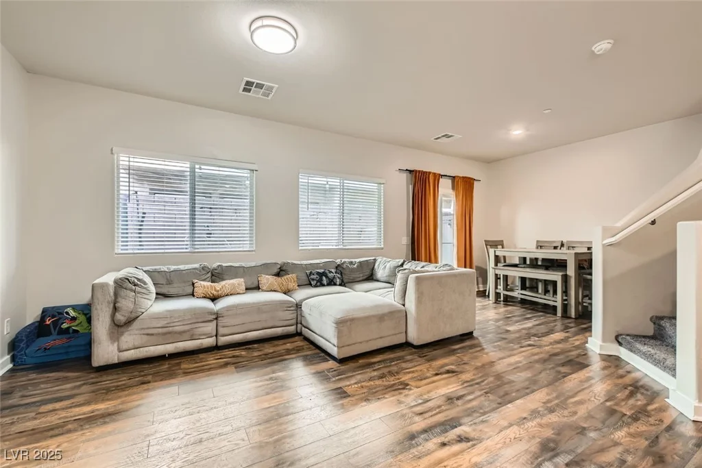 4710 Ridgeley, North Las Vegas, NV 89084