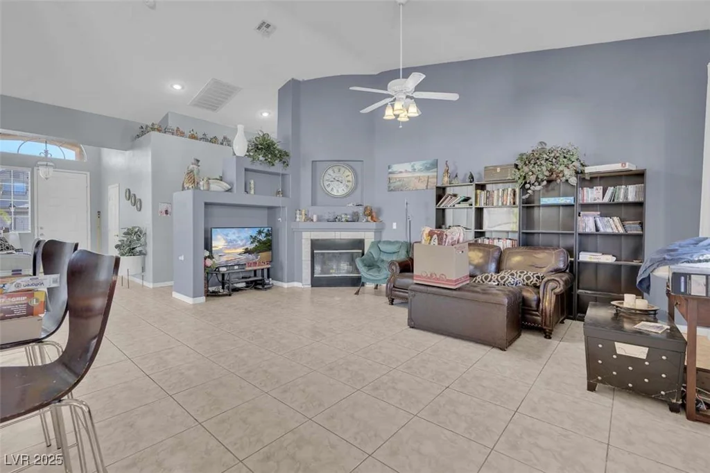 5600 Blue Peak, Las Vegas, NV 89131