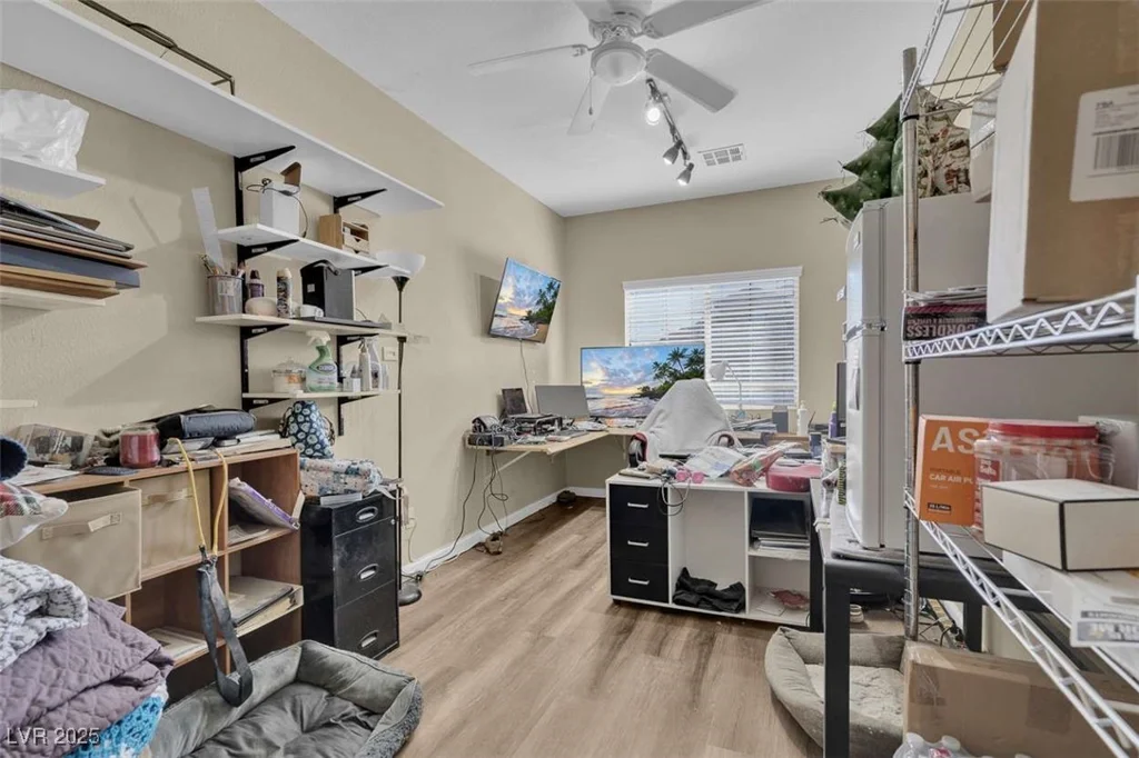 5600 Blue Peak, Las Vegas, NV 89131