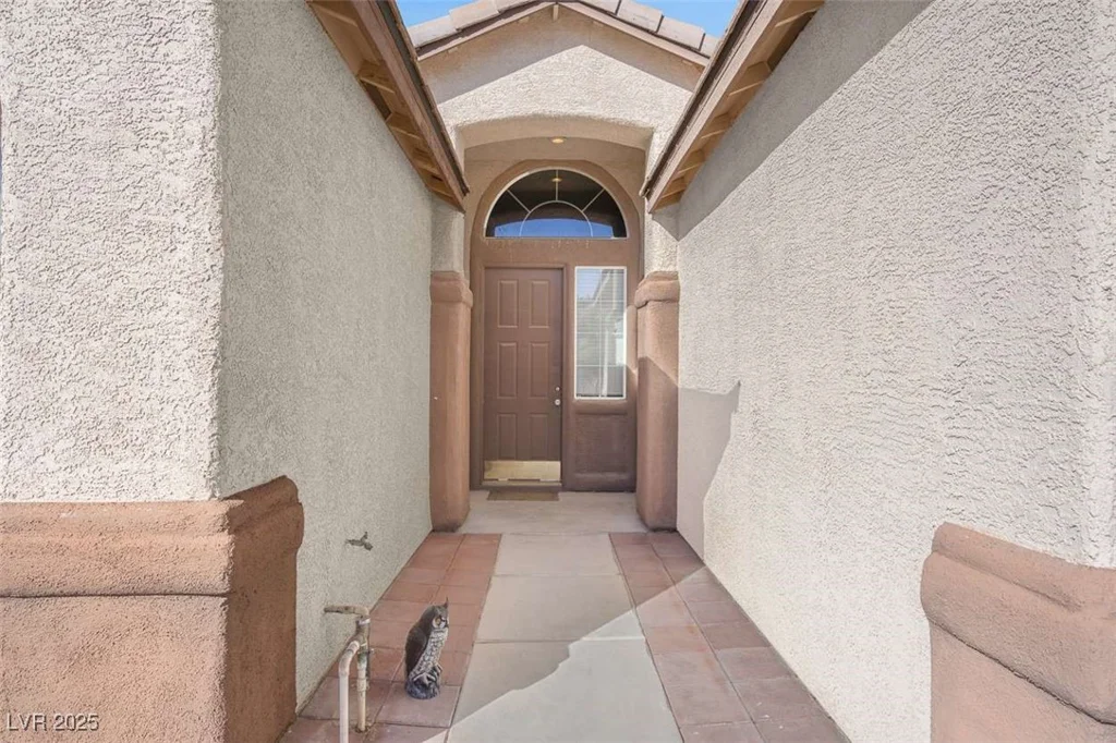 5600 Blue Peak, Las Vegas, NV 89131