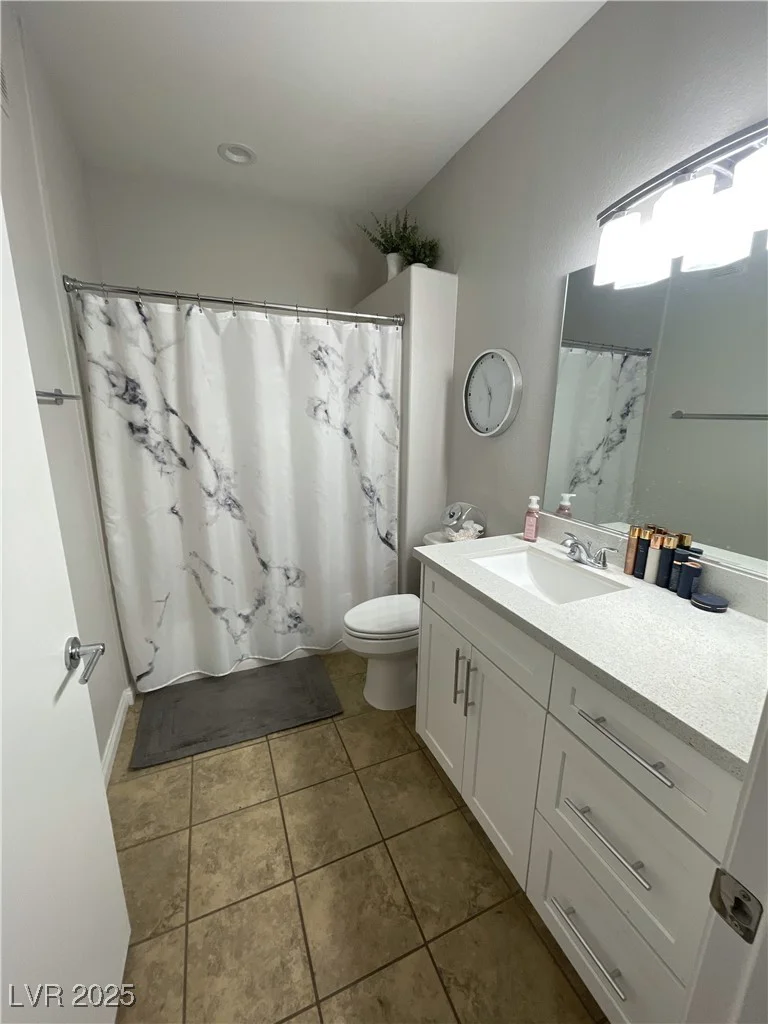 8250 Grand Canyon, Las Vegas, NV 89166