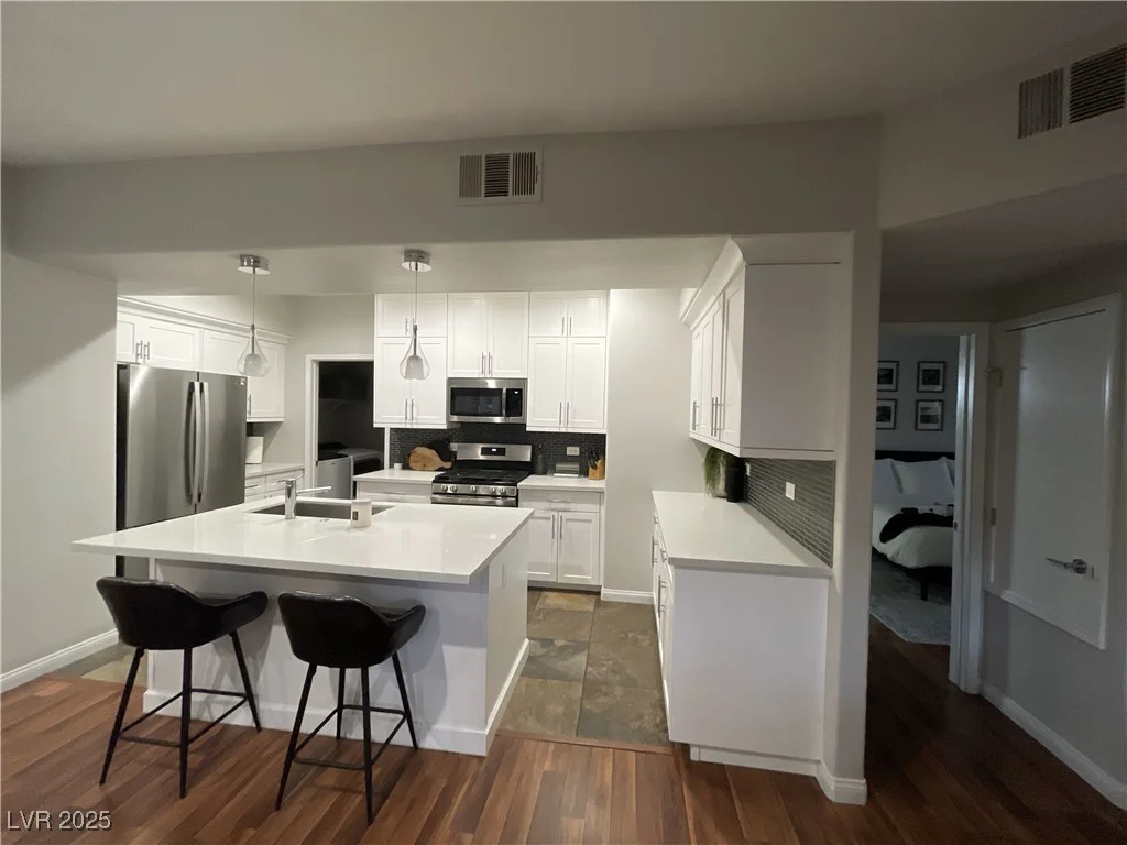 8250 Grand Canyon, Las Vegas, NV 89166