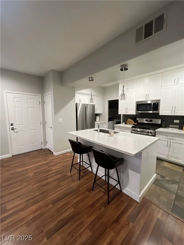 8250 Grand Canyon, Las Vegas, NV 89166