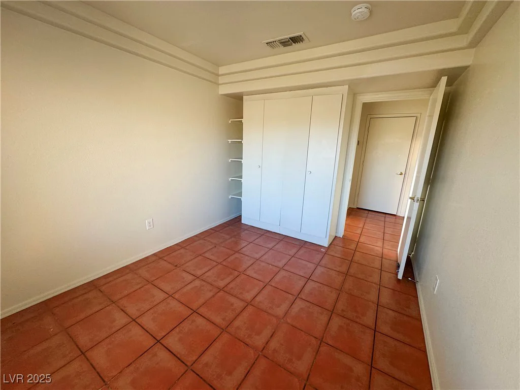 10101 Hemet, Las Vegas, NV 89134