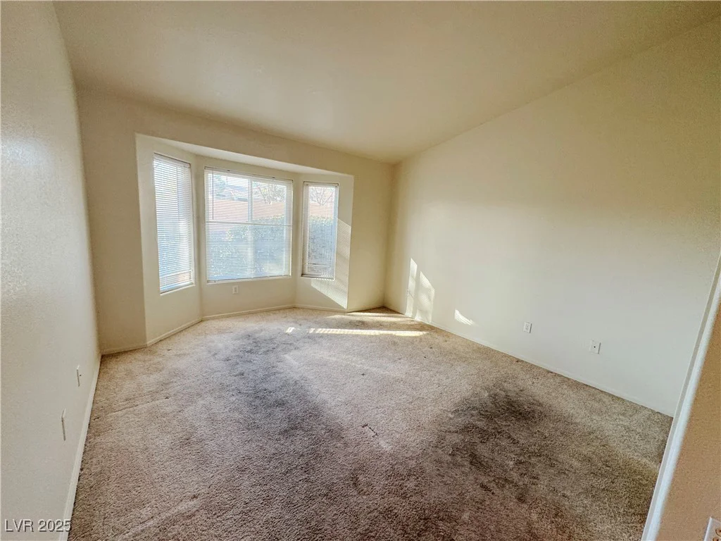 10101 Hemet, Las Vegas, NV 89134