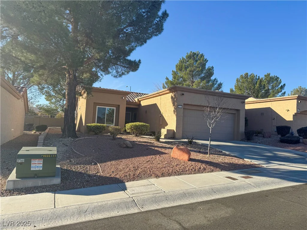 10101 Hemet, Las Vegas, NV 89134
