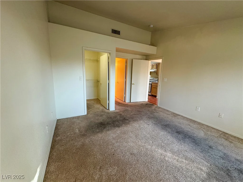 10101 Hemet, Las Vegas, NV 89134