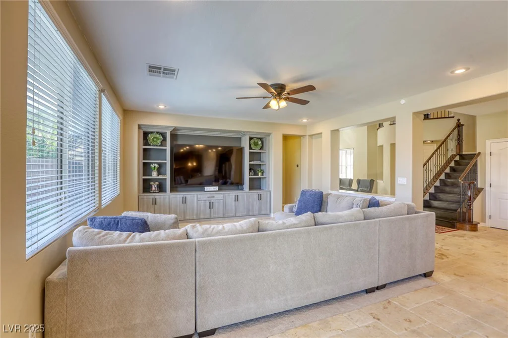 9950 Waxberry, Las Vegas, NV 89178