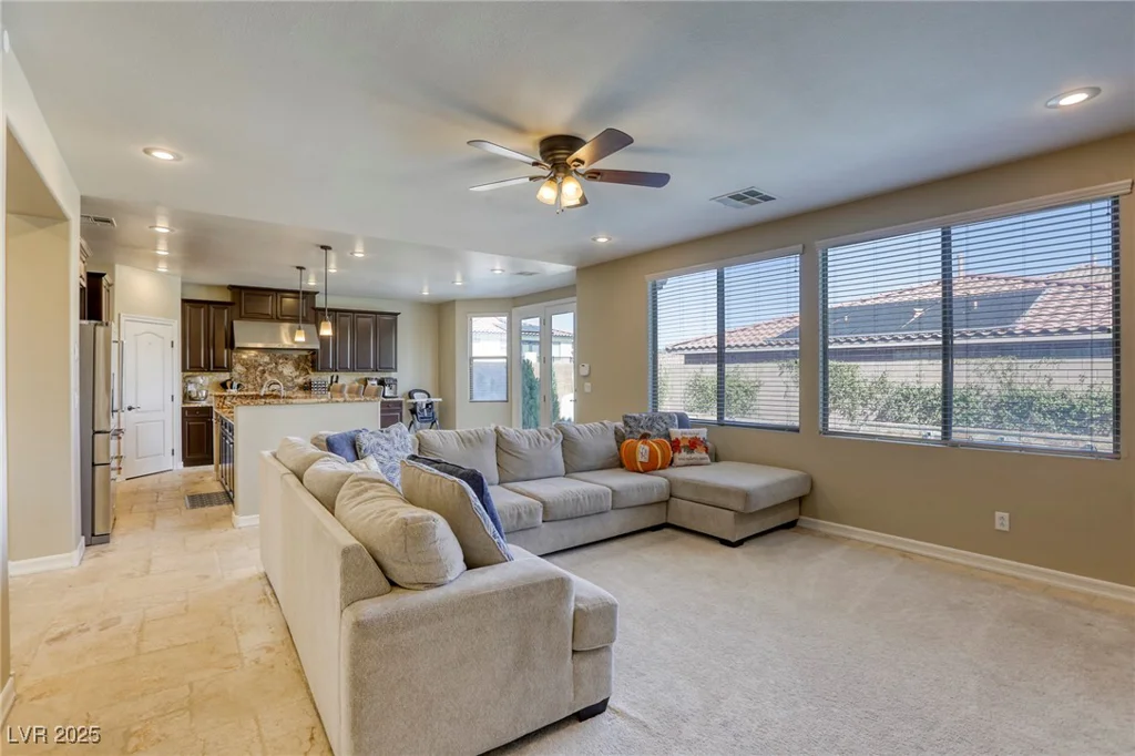 9950 Waxberry, Las Vegas, NV 89178