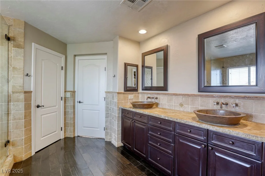 9950 Waxberry, Las Vegas, NV 89178